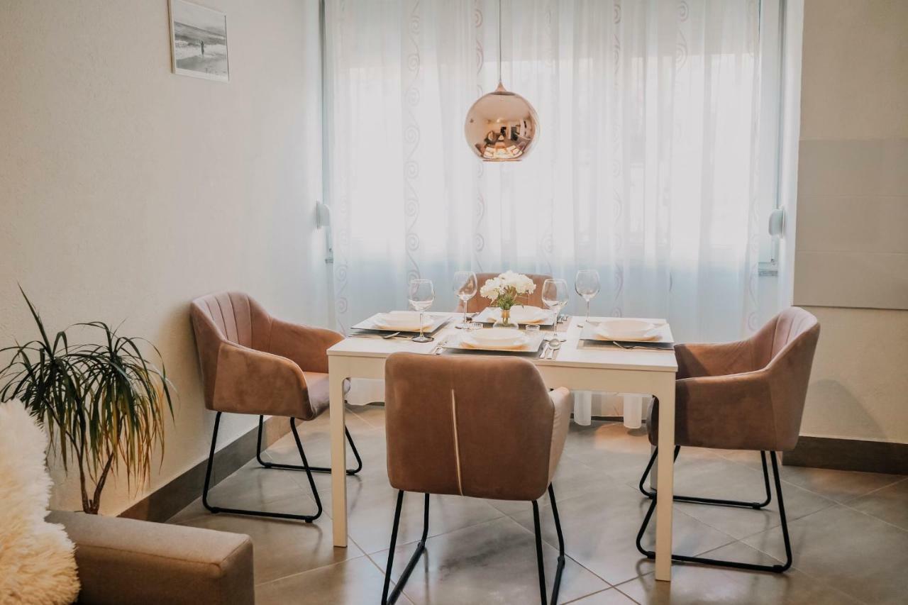 Apartman Bacchus Πούλα Εξωτερικό φωτογραφία